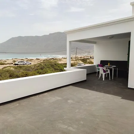 Volkkanrentals View House Feriehus Famara