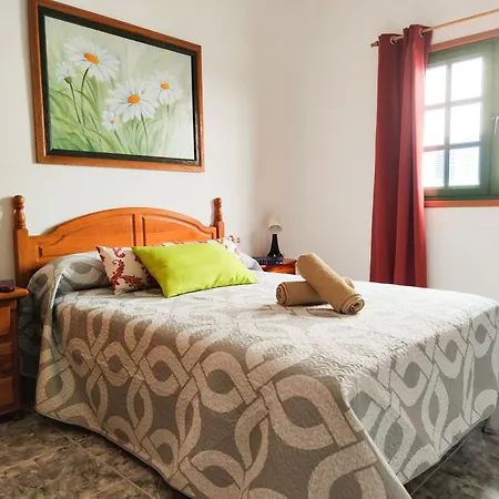 Volkkanrentals View House Feriehus *